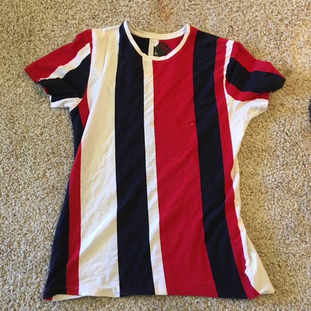 Original gravity red white and navy blue t-shirt